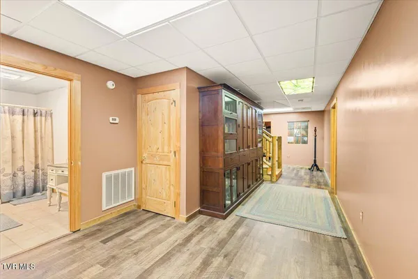$1,690,500 | 460 Lowell Jones Road, Piney Flats, TN 37686