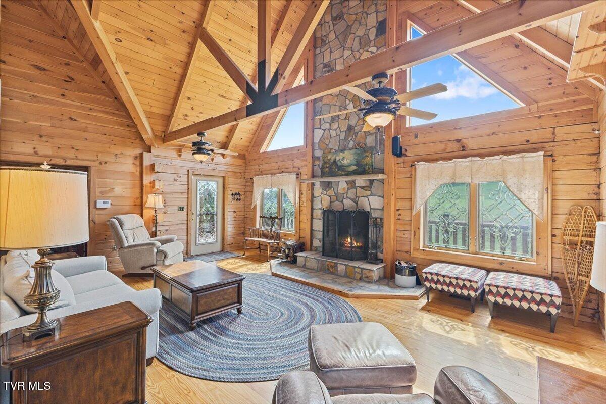 460 Lowell Jones Road Piney Flats, TN 37686 - Photo 10 of 91 08-128A0656