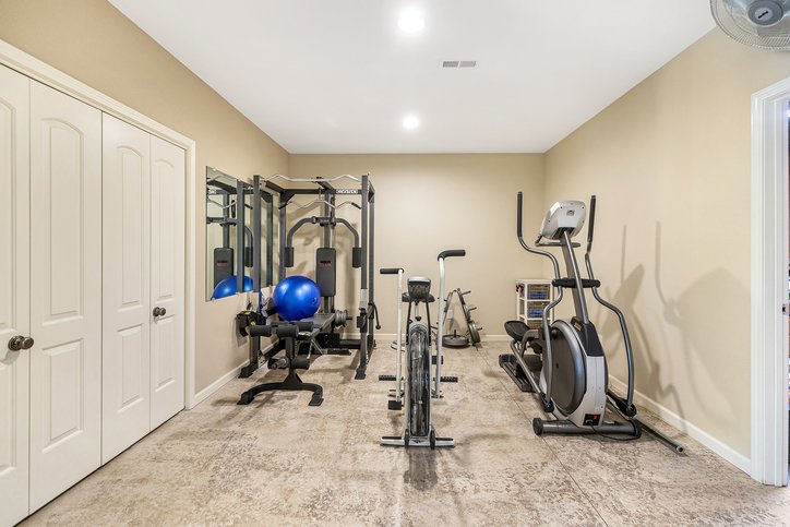 402 Boaters Row Fair Play, SC 29643 - Photo 27 of 50 This spacious fitness area provides a dedicated space for health and wellness activities.