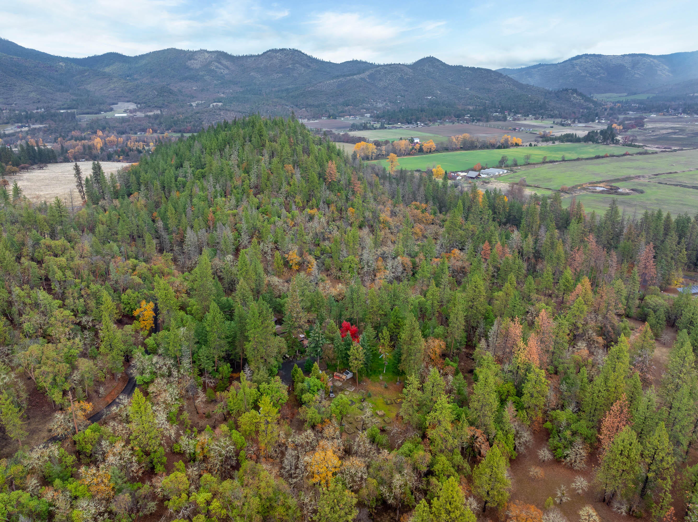 300 Dunlap Road Jacksonville, OR 97530 - Photo 2 of 67 Gallery Image 2
