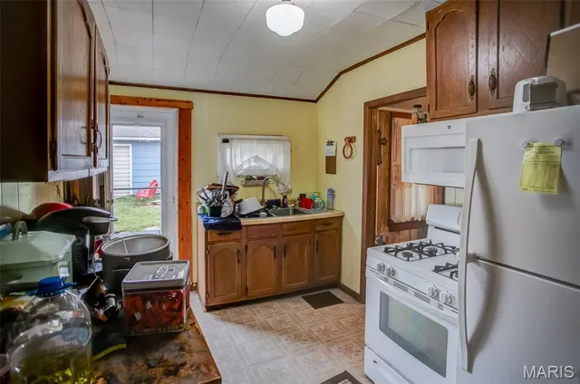 $65,000 | 402 Minard Street, Jerseyville, IL 62052