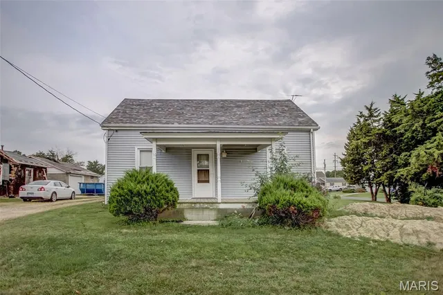 $65,000 | 402 Minard Street, Jerseyville, IL 62052