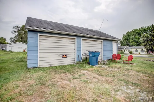 $65,000 | 402 Minard Street, Jerseyville, IL 62052