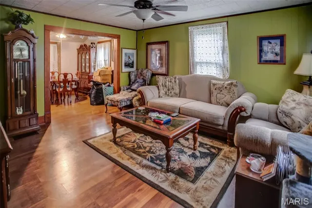 $65,000 | 402 Minard Street, Jerseyville, IL 62052