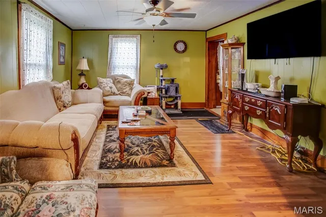 $65,000 | 402 Minard Street, Jerseyville, IL 62052