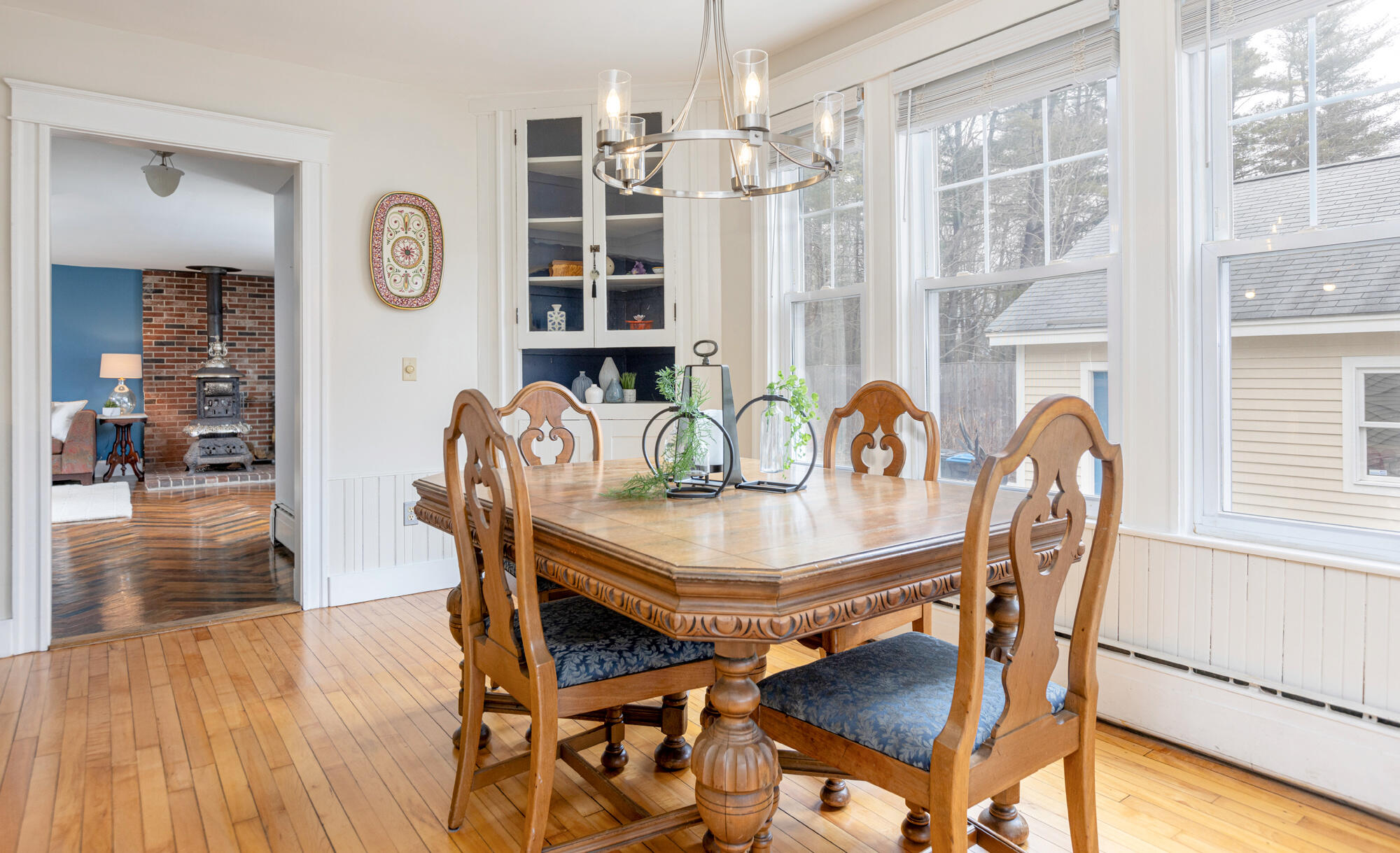 2 Hammond Road Falmouth, ME 04105 - Photo 15 of 66 Dining towards family room