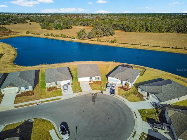 $2,600 | 7612 Satterfield Terrace, Parrish, FL 34219