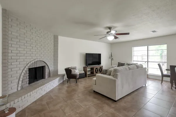 $210,000 | 24427 Broken Bow Lane, Hockley, TX 77447