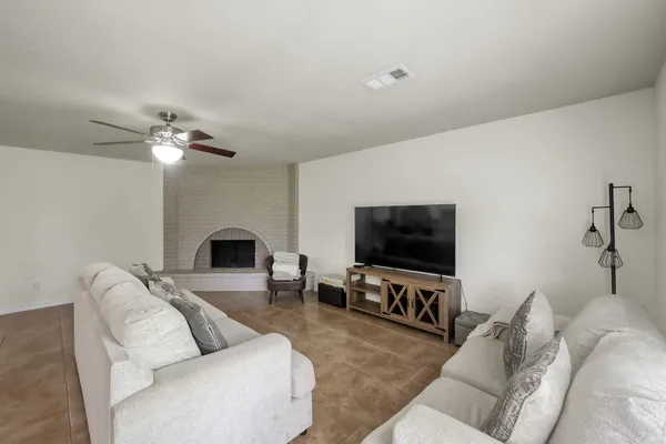 $210,000 | 24427 Broken Bow Lane, Hockley, TX 77447