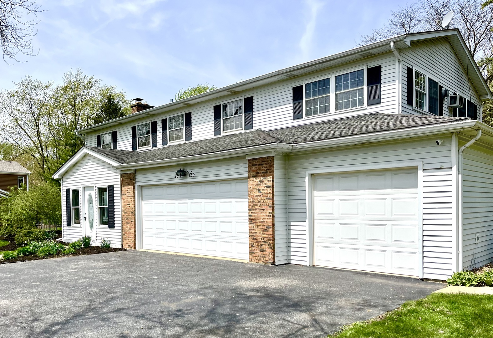 26W130 Durfee Road Wheaton, IL 60189 - Photo 8 of 43 Gallery Image 8