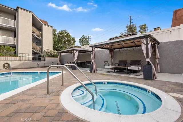 $678,900 | 24001 Neece Avenue, Unit 7, Torrance, CA 90505