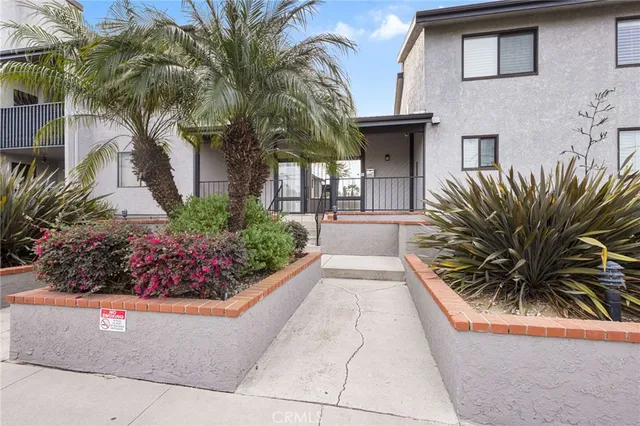 $678,900 | 24001 Neece Avenue, Unit 7, Torrance, CA 90505