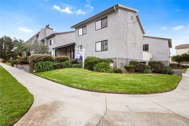 $678,900 | 24001 Neece Avenue, Unit 7, Torrance, CA 90505
