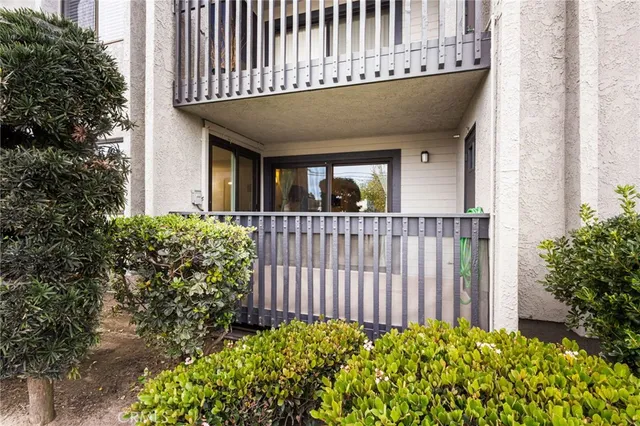 $678,900 | 24001 Neece Avenue, Unit 7, Torrance, CA 90505