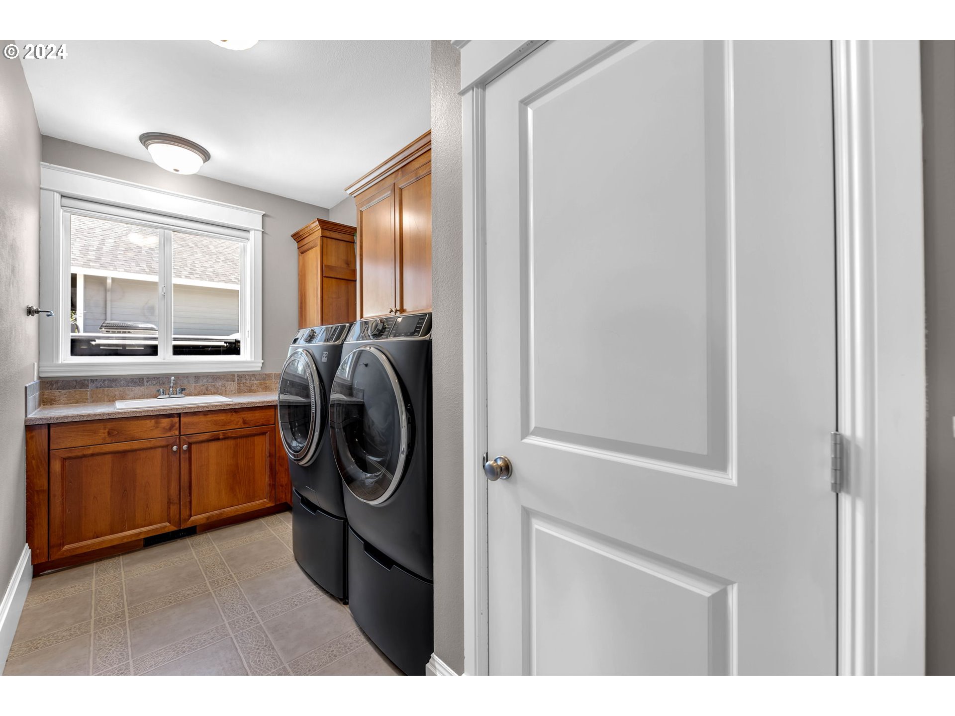 20721 Northeast 45th Avenue Ridgefield, WA 98642 - Photo 25 of 48 Utility Room