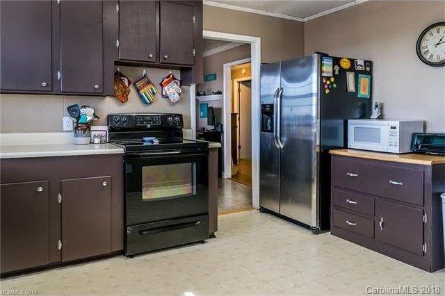 2356 Pea Ridge Road Mill Spring, NC 28756 - Photo 5 of 20