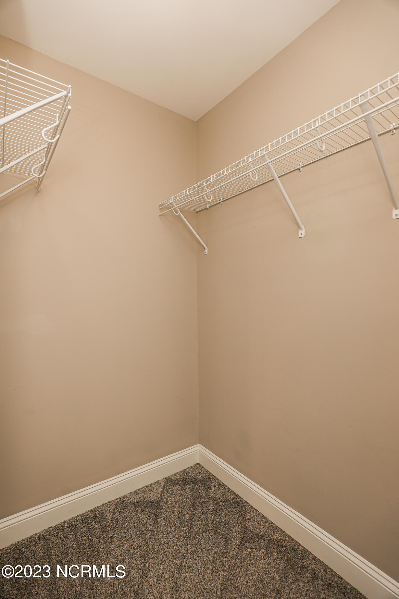 404 Peppermint Drive Hubert, NC 28539 - Photo 34 of 41 Master Closet