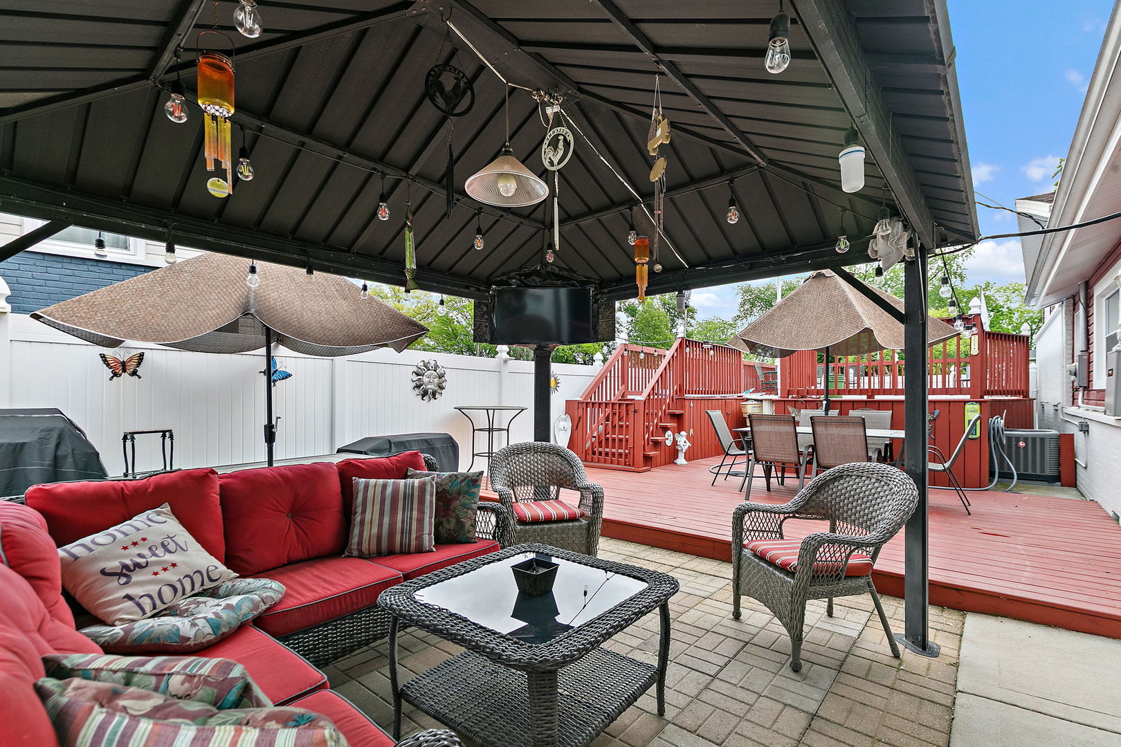 115 Rose Avenue Addison, IL 60101 - Photo 19 of 28 a outdoor space with patio lots of furniture
