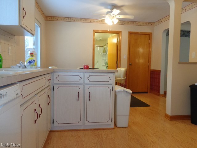 7306 Maplewood Road Parma, OH 44130 - Photo 6 of 21 Kitchen