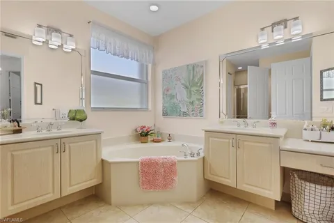 $625,000 | 20515 Foxworth Circle, Estero, FL 33928