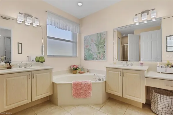 $599,900 | 20515 Foxworth Circle, Estero, FL 33928