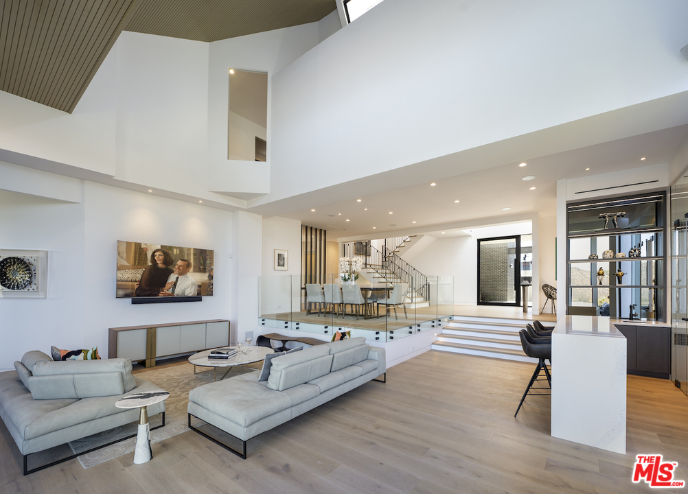 1852 Bel Air Road Los Angeles, CA 90077 - Photo 24 of 47