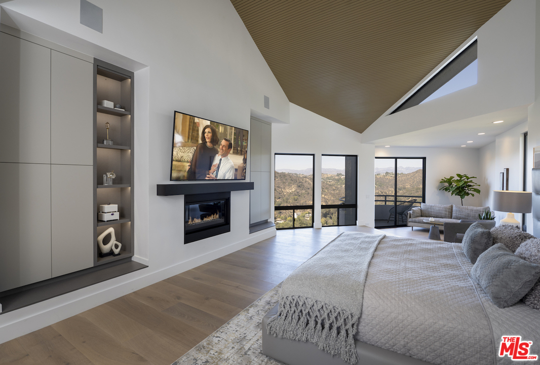 1852 Bel Air Road Los Angeles, CA 90077 - Photo 27 of 47