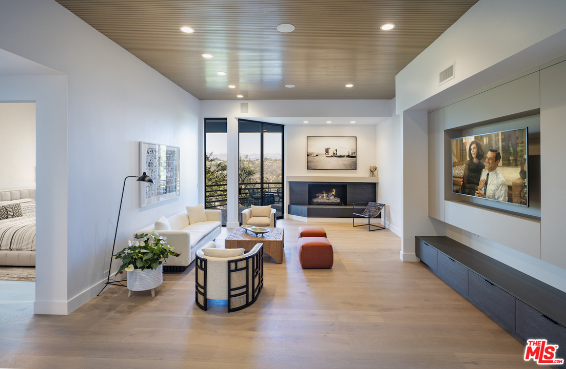 1852 Bel Air Road Los Angeles, CA 90077 - Photo 39 of 47