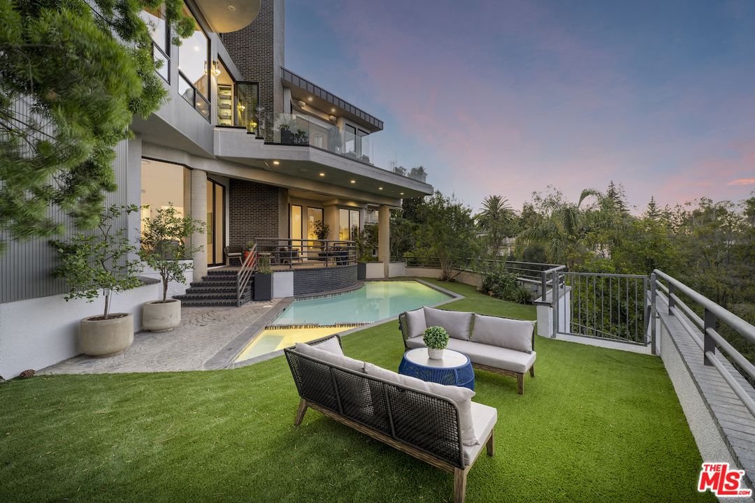 1852 Bel Air Road Los Angeles, CA 90077 - Photo 7 of 47