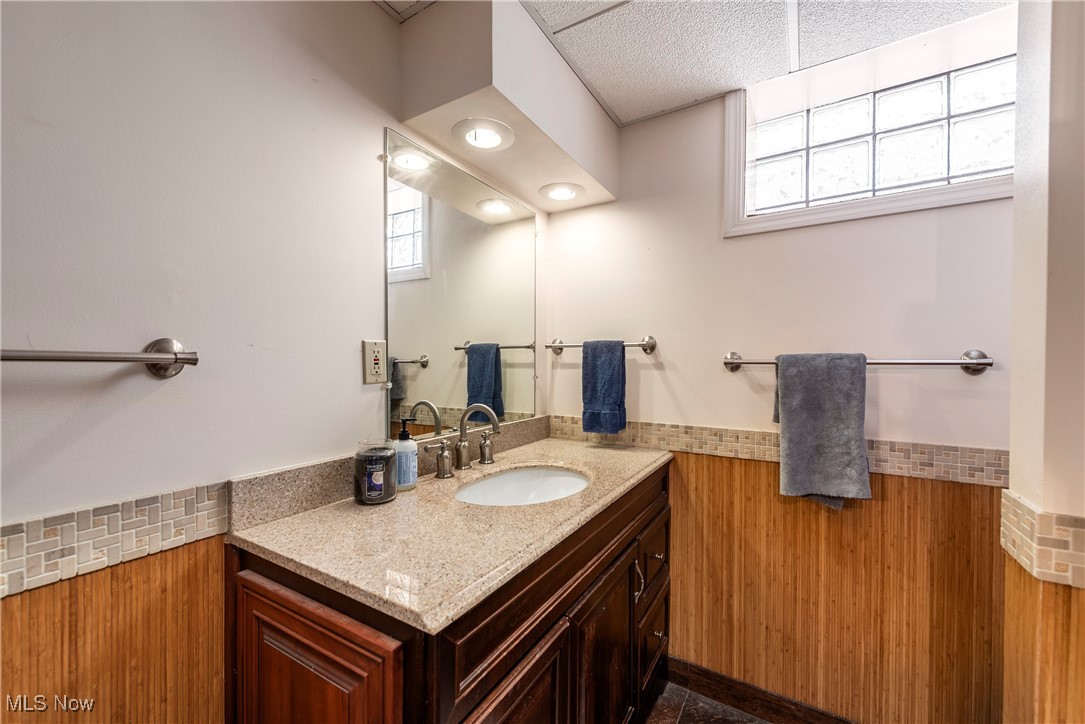 4682 Hilland Road Cleveland, OH 44109 - Photo 41 of 50 Gallery Image 41