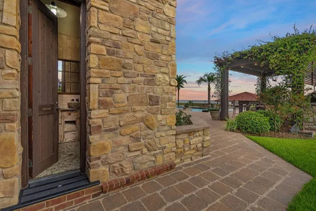 $9,000 | 1452 Lakeshore Boulevard, Slidell, LA 70461