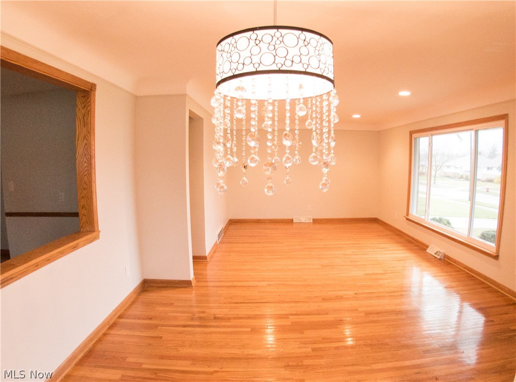 14408 Wheeler Road Maple Heights, OH 44137 - Photo 7 of 30