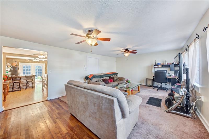 871 Pine Hollow Road McKees Rocks, PA 15136 - Photo 7 of 25