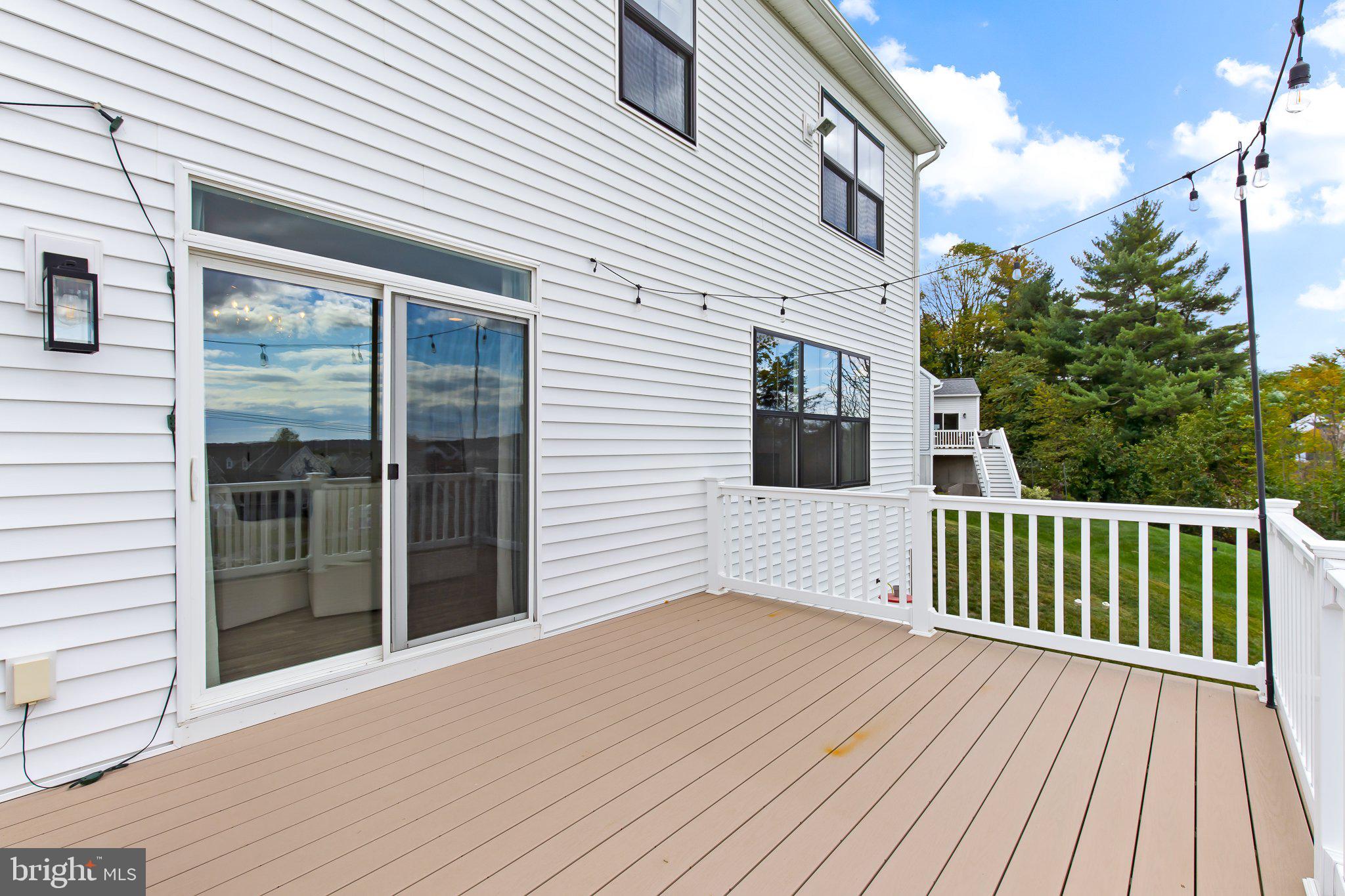 19 Springview Drive Lititz, PA 17543 - Photo 20 of 22 No Maintenance Deck