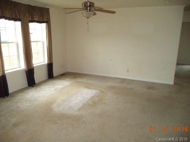 4722 Rocking Horse Road Maiden, NC 28650 - Photo 4 of 16 Gallery Image 4
