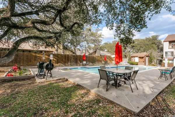 a view of outdoor space yard and patio