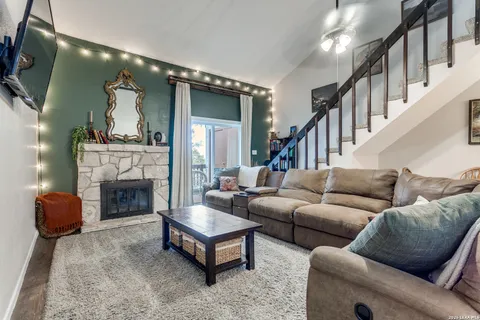 $150,000 | 10527 Perrin Beitel, Unit C205, San Antonio, TX 78217