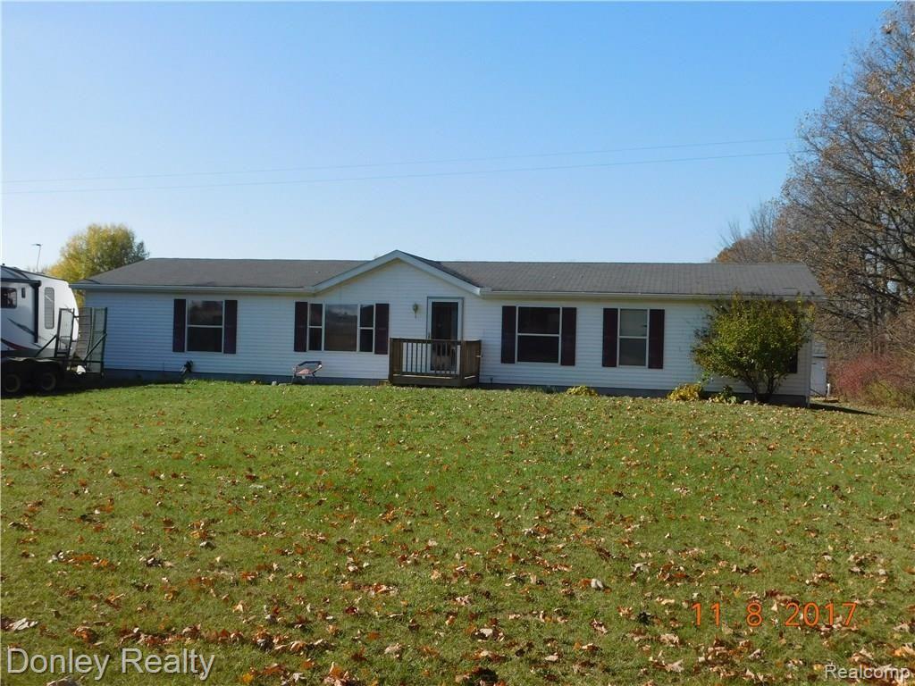 8991 Sharp Road Clifford, MI 48727 - Photo 1 of 21 DSCN5390.JPG
