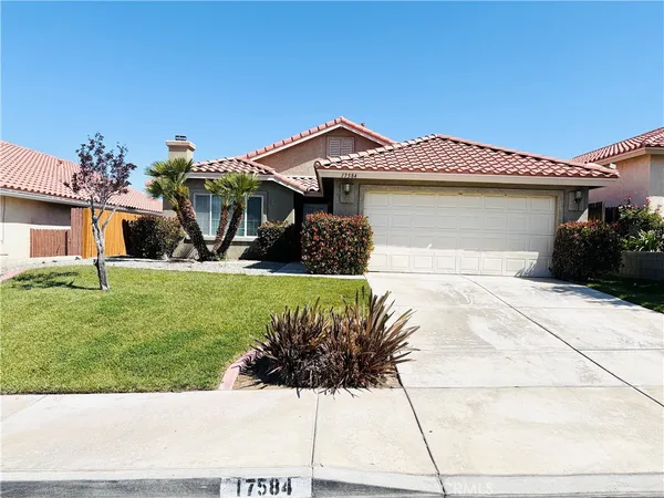 $2,200 | 17584 Fisher Street, Victorville, CA 92395