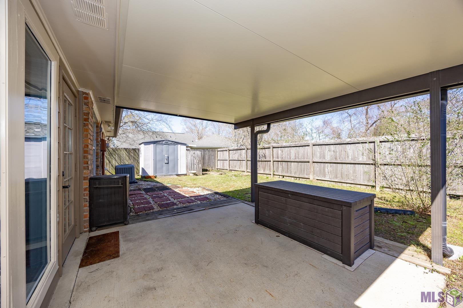 2021 South Flannery Road Baton Rouge, LA 70816 - Photo 17 of 21 BACK PATIO
