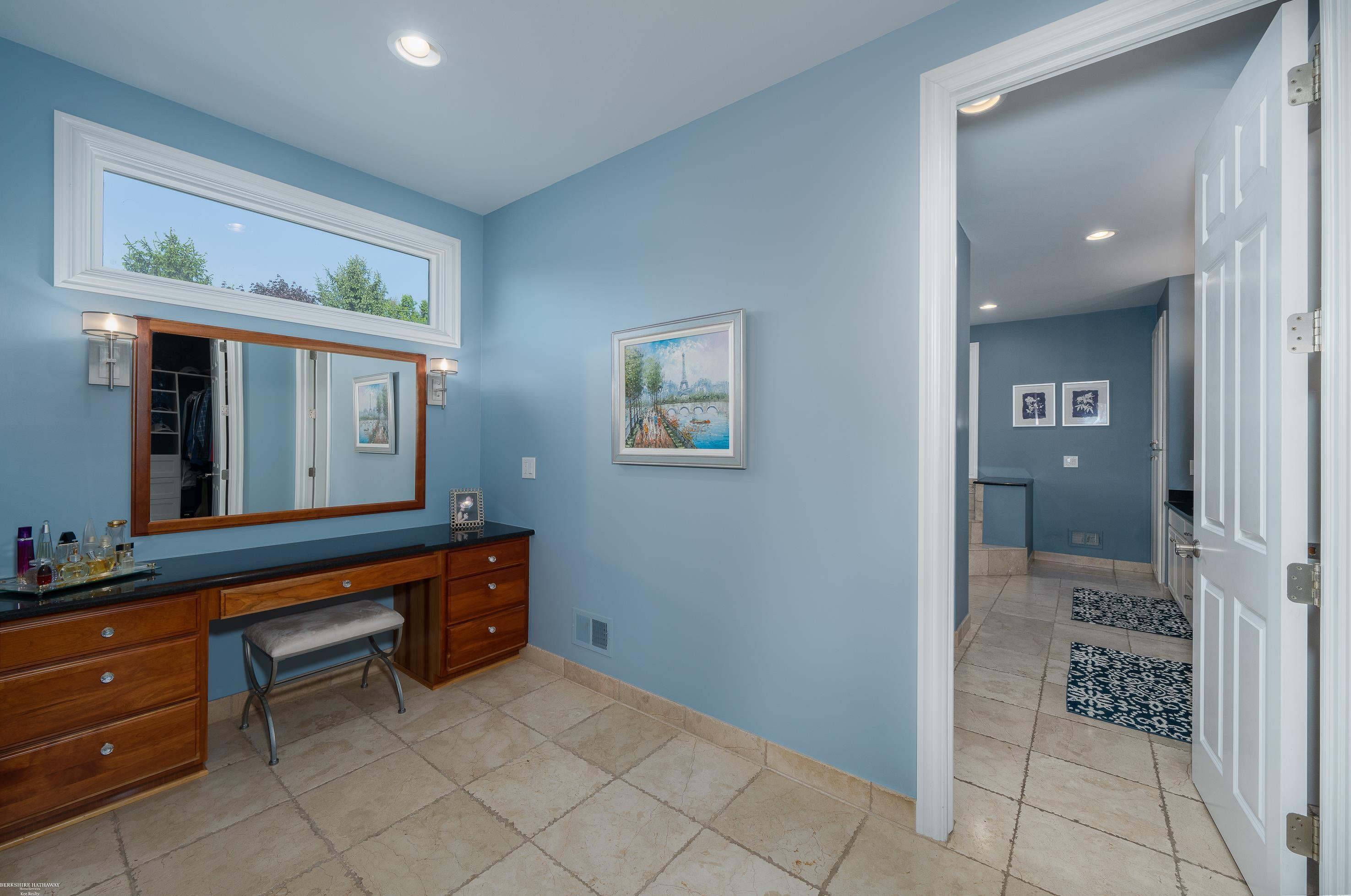 4372 Timber Ridge Drive Romeo, MI 48065 - Photo 30 of 84 Granite Counter, Tandem Window and Wall Sconces