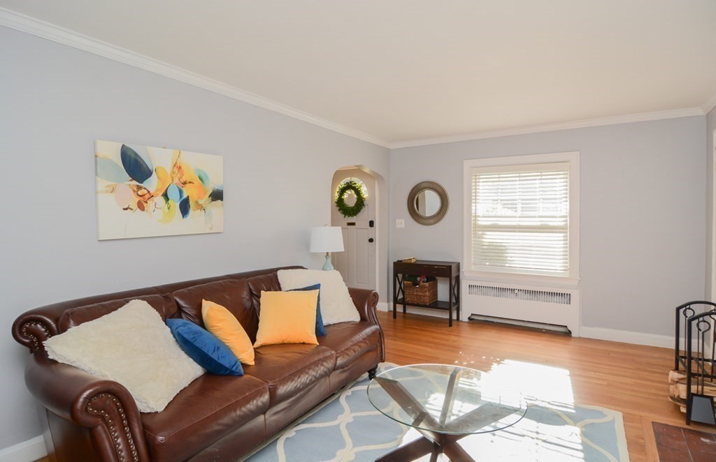 8 Landon Road Milton, MA 02186 - Photo 13 of 36 Gallery Image 13