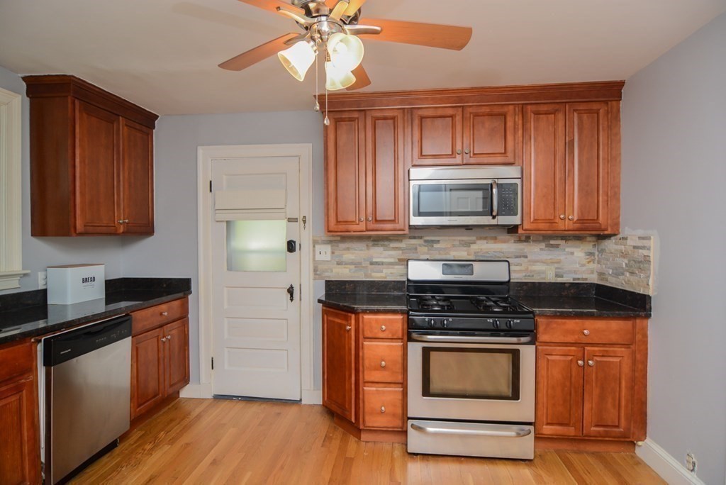 8 Landon Road Milton, MA 02186 - Photo 15 of 36 Gallery Image 15