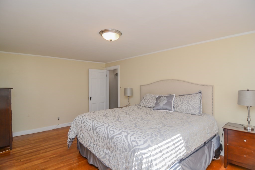 8 Landon Road Milton, MA 02186 - Photo 21 of 36 Gallery Image 21