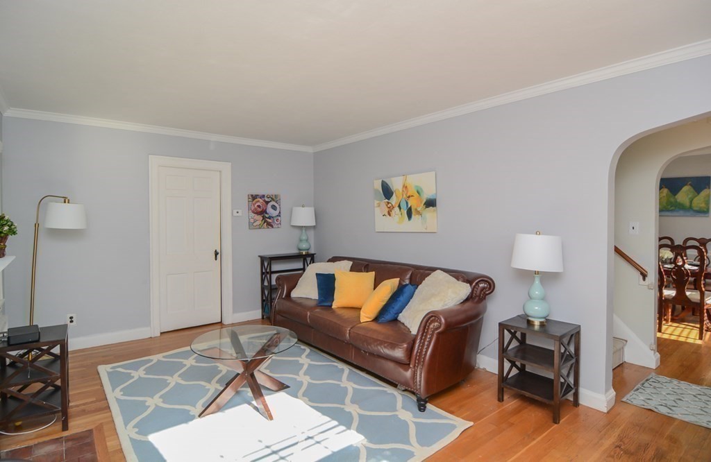 8 Landon Road Milton, MA 02186 - Photo 9 of 36 Gallery Image 9
