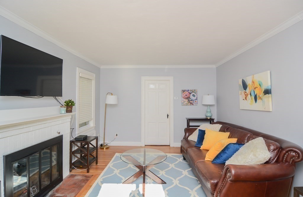 8 Landon Road Milton, MA 02186 - Photo 10 of 36 Gallery Image 10