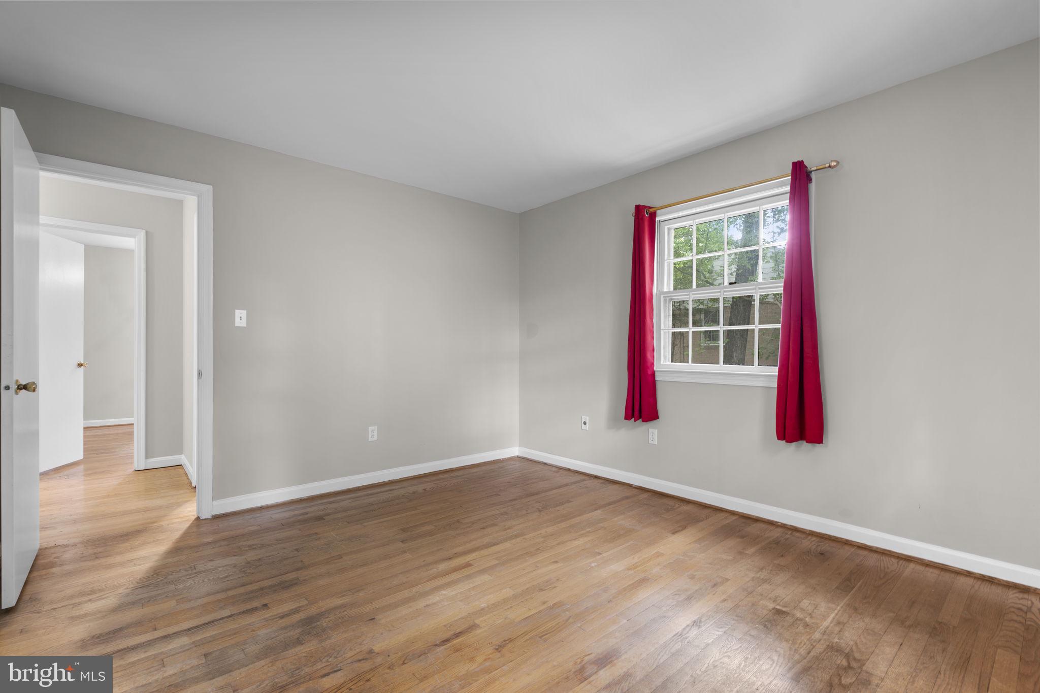 1585 Kimblewick Road Potomac, MD 20854 - Photo 44 of 60