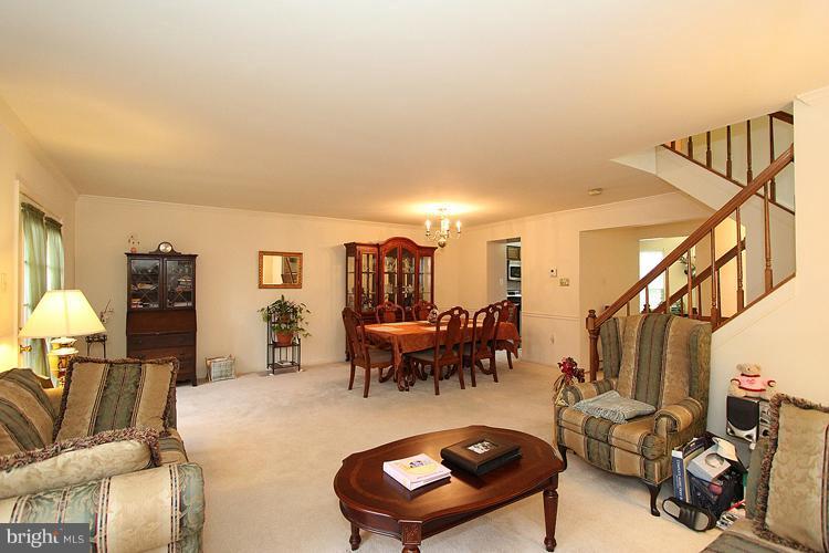 15100 Callohan Court Silver Spring, MD 20906 - Photo 8 of 30 Interior (General)