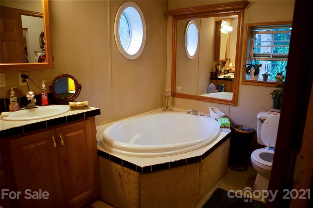 1075 Sharon Ridge Road Fairview, NC 28730 - Photo 14 of 21 Gallery Image 14