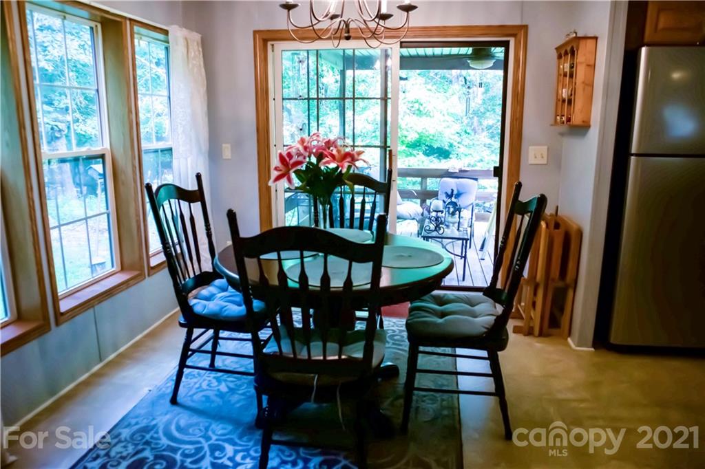 1075 Sharon Ridge Road Fairview, NC 28730 - Photo 18 of 21 Gallery Image 18